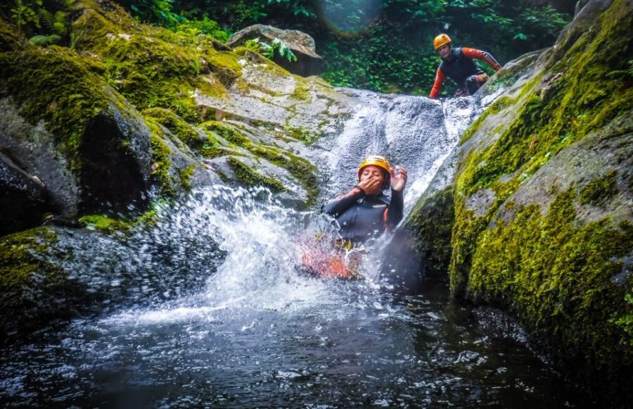 Sao Miguel: Caldeiroes Canyoning Experience - Walking back and why the return feels different
