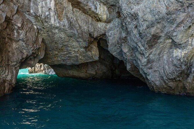 Small Group Capri Island Boat Ride with Swimming and Limoncello - Key highlights to look for