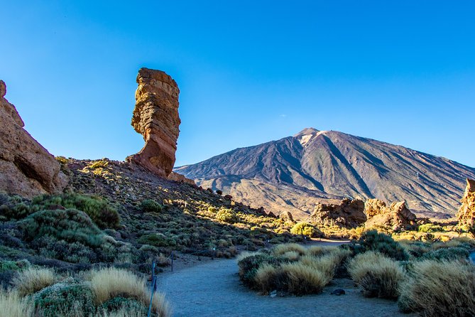 Teide by Night: Sunset & Stargazing with Telescopes Experience - Teide National Park before sunset: the dramatic daytime stops
