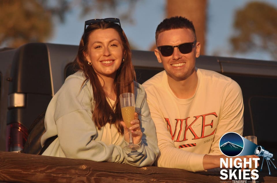 Teide National Park: Sunset & Stargazing Safari with Dinner - Cloud ocean sunset at Montaña Sámara (and why it feels special)